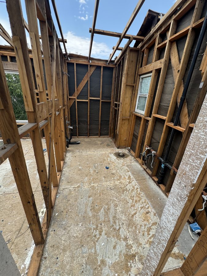 Bustamonte bathroom after restoration