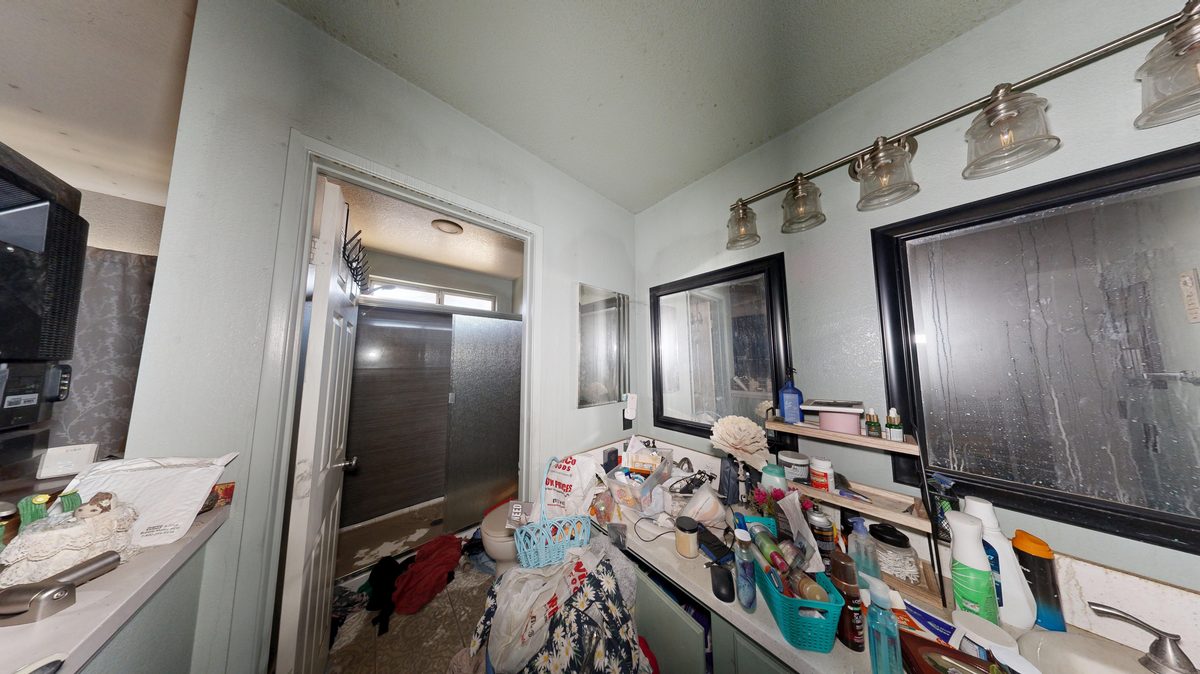 Carnes bathroom after fire restoration